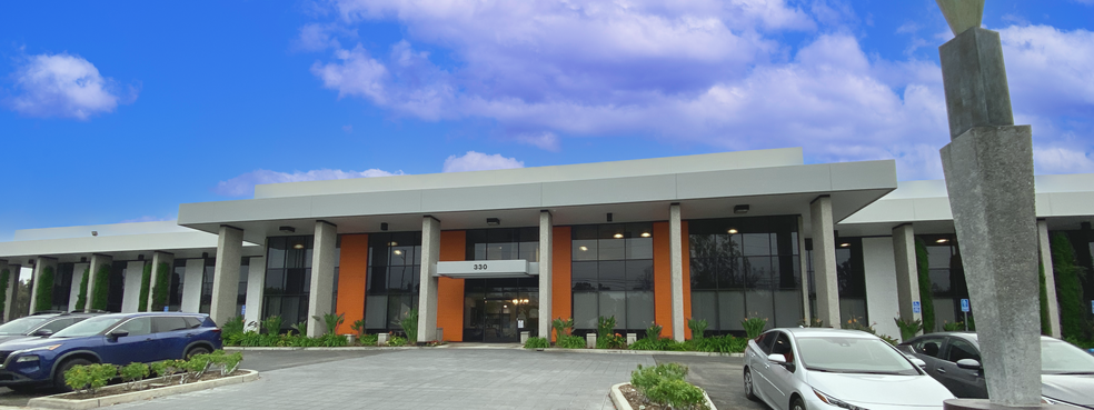 330 E Lambert Rd, Brea, CA à louer - Photo de l’immeuble – Image 1 sur 11