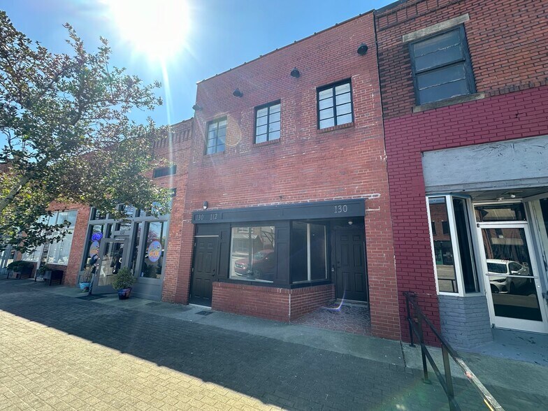 130 Person St, Fayetteville, NC à louer - Photo de l’immeuble – Image 1 sur 7