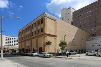 Plus de détails pour 22 NW 1st St, Miami, FL - Bureau à vendre