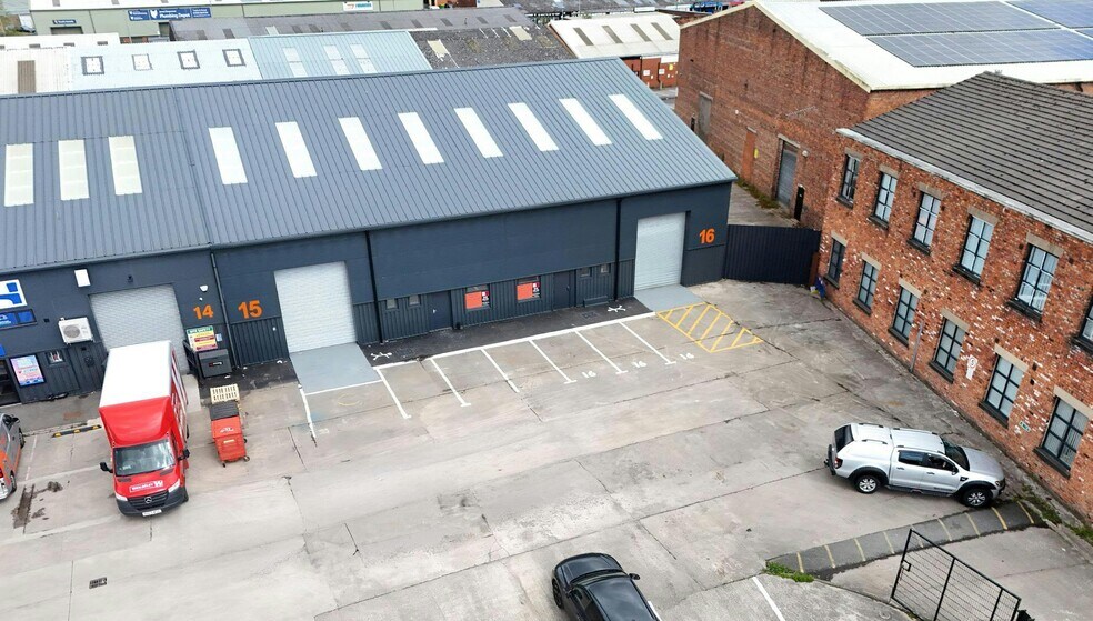 Leeds St, Wigan à louer - Photo de l’immeuble – Image 1 sur 5