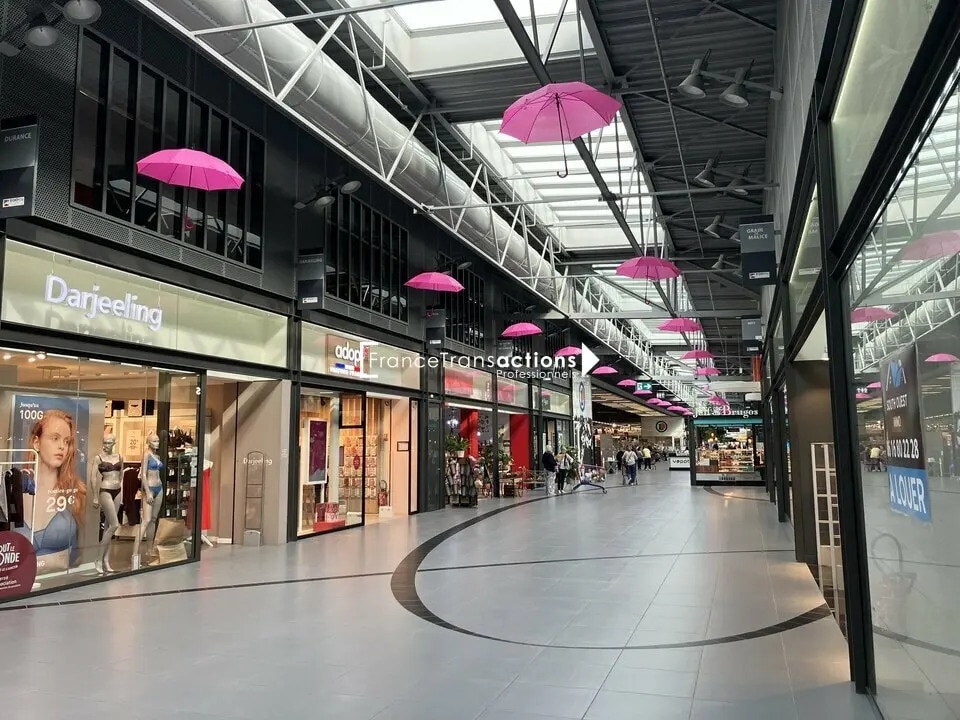 Local commercial dans Estancarbon à louer Photo de l’immeuble– Image 1 sur 5