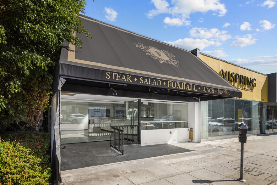 310-315 S Robertson Blvd, Los Angeles, CA à louer - Photo de l’immeuble – Image 1 sur 33
