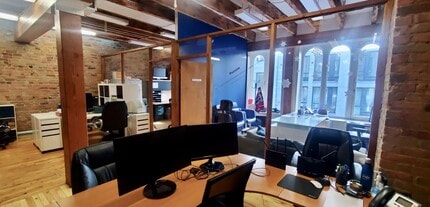 430 Rue Sainte-Hélène, Montréal, QC à louer Photo intérieure– Image 1 sur 4