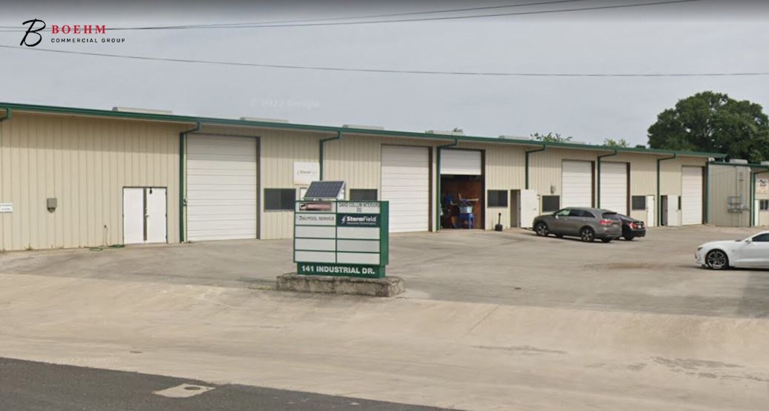 141 Industrial Dr, Boerne, TX à louer Photo de l’immeuble– Image 1 sur 16
