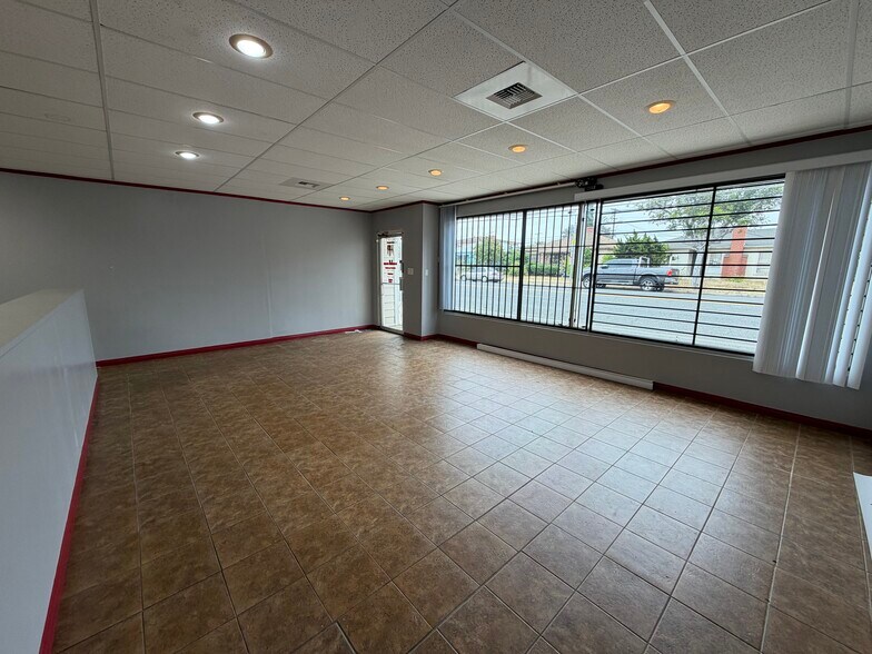 2027 Marine Ave, Gardena, CA à louer - Photo de l’immeuble – Image 3 sur 23