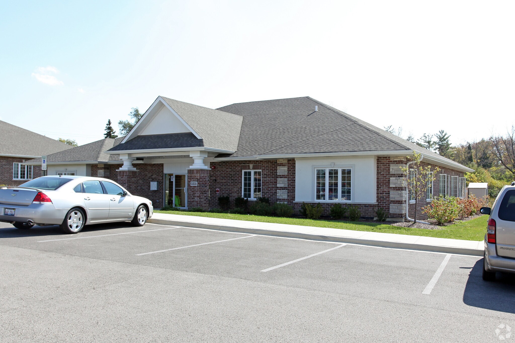 3331 Hobson Rd, Woodridge, IL à vendre Photo principale– Image 1 sur 3