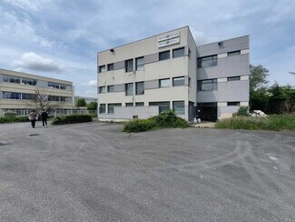 Plus de détails pour 164 Rue Des Frères Farman, Buc - Local d’activités à vendre