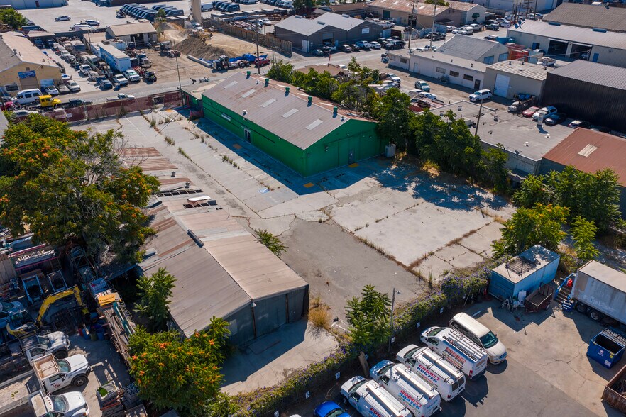 1761 Smith Ave, San Jose, CA à vendre - Photo de l’immeuble – Image 2 sur 6