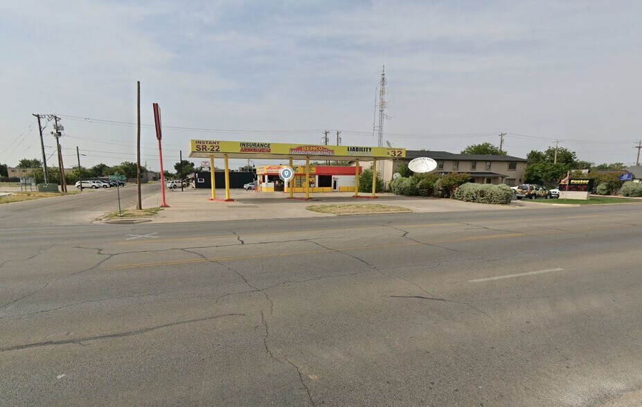 2828 Sherwood Way, San Angelo, TX à vendre - Photo de l’immeuble – Image 2 sur 4