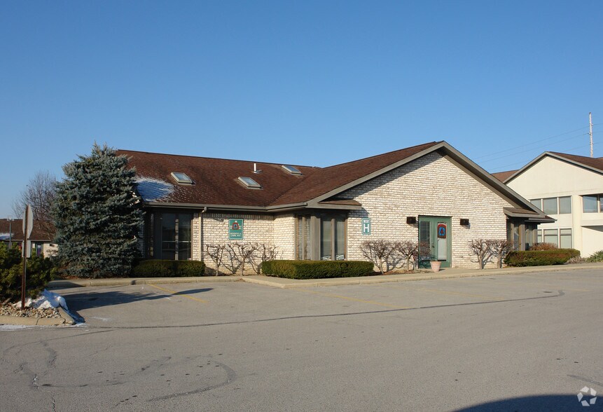 755 Boardman Canfield Rd, Youngstown, OH à vendre - Photo principale – Image 1 sur 35