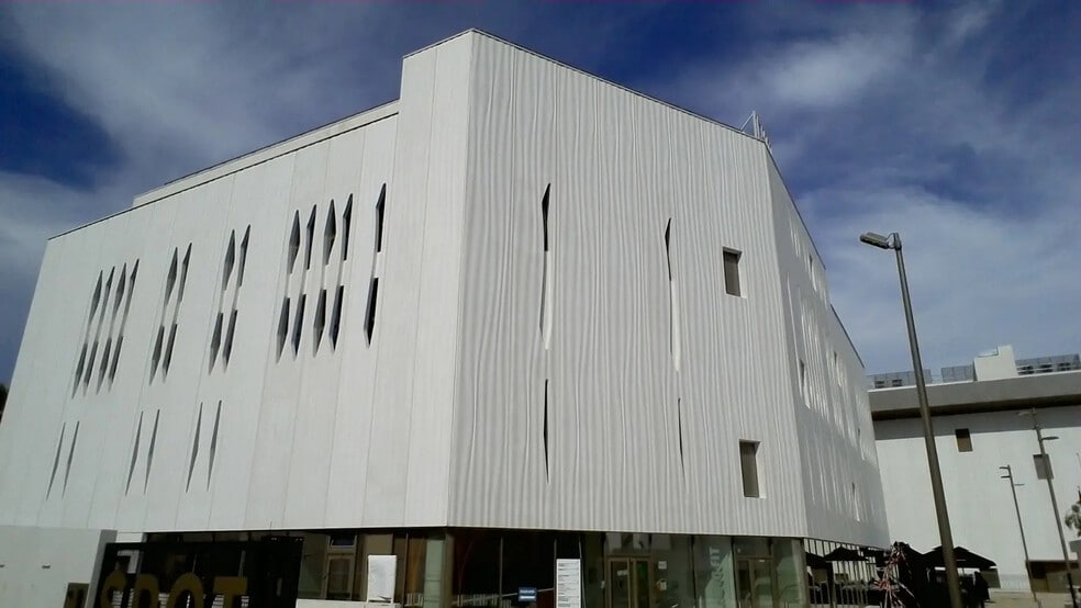 756 Avenue Emile Bodin, La Ciotat à louer - Photo de l’immeuble – Image 2 sur 3