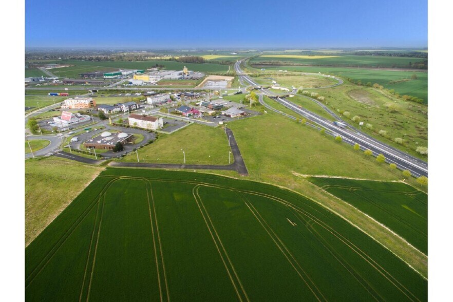 Terrain dans Deols à vendre - Aérien – Image 2 sur 8