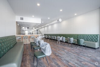 1 W Main St, Buford, GA à louer Photo intérieure– Image 2 sur 11