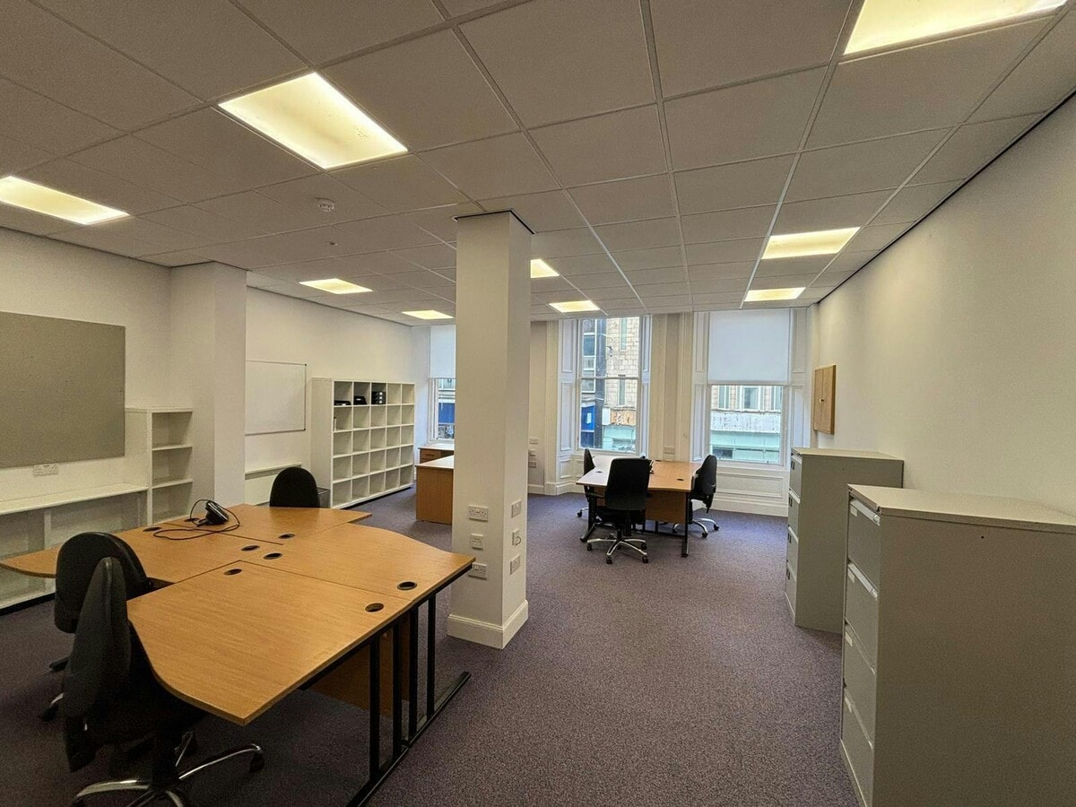 199-213 Sauchiehall St, Glasgow, GLG G2 3EX - Lot 211 - - Photo intérieure - Image 2 of 21