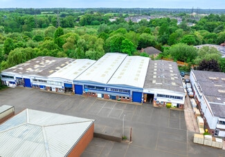 Plus de détails pour Eskdale Rd, Uxbridge - Industriel/Logistique à louer