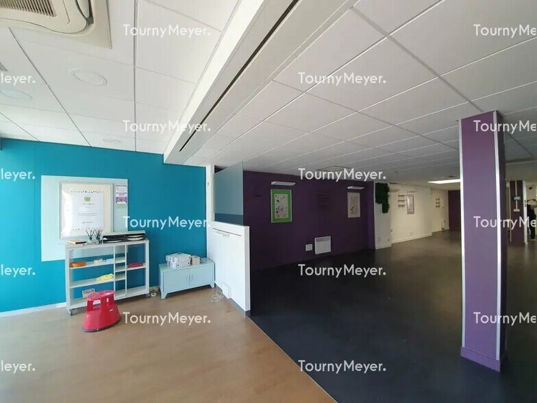 Bureau dans Lorient à louer - Photo de l’immeuble – Image 3 sur 5