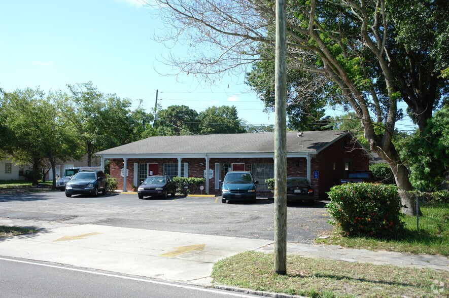 3600 5th Ave N, Saint Petersburg, FL à louer - Photo de l’immeuble – Image 2 sur 13