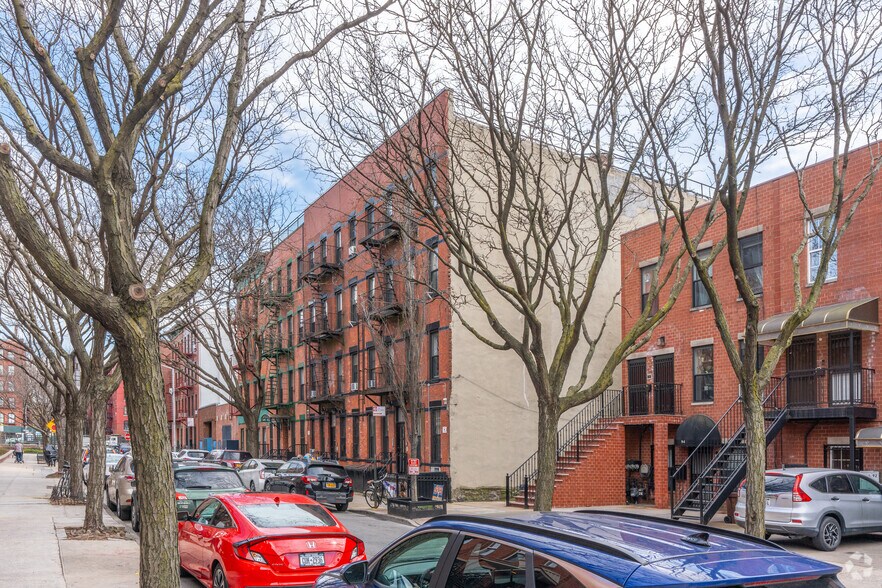 96 Baltic St, Brooklyn, NY à vendre - Photo principale – Image 1 sur 5