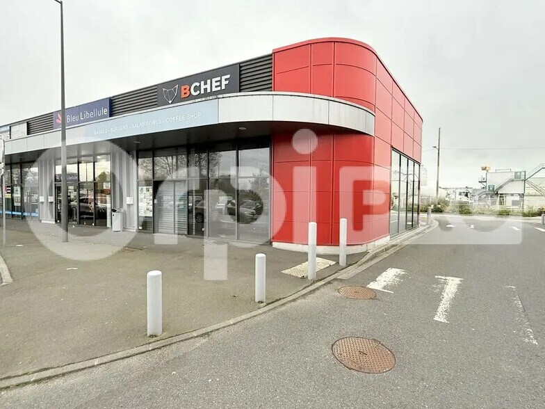 Local commercial dans GONFREVILLE-L'ORCHER à louer - Photo de l’immeuble – Image 2 sur 7