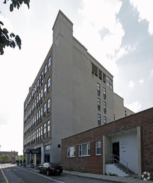 554 Main St, New Rochelle, NY à louer - Photo de l’immeuble – Image 2 sur 9