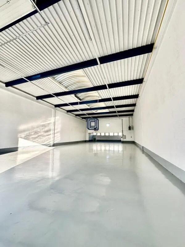 Industriel/Logistique dans Bonneuil-sur-Marne à louer Photo de l’immeuble– Image 1 sur 4