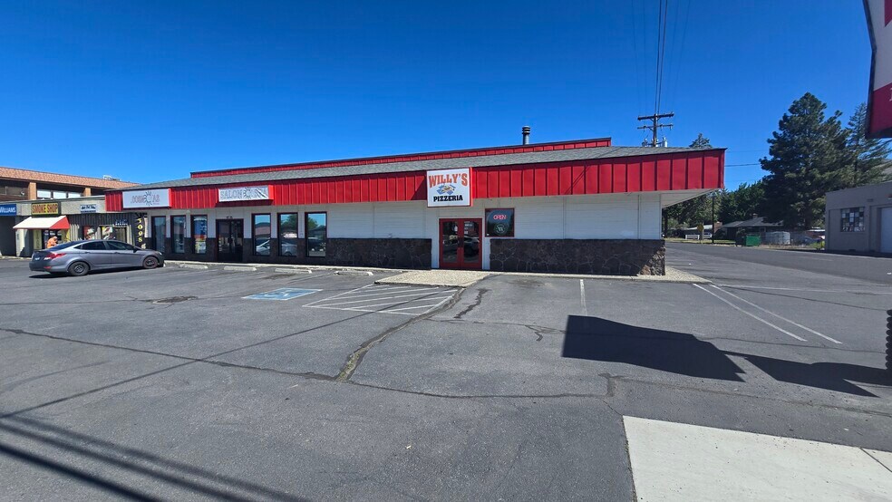 4535-4545 S 6th St, Klamath Falls, OR à vendre - Photo de l’immeuble – Image 1 sur 5
