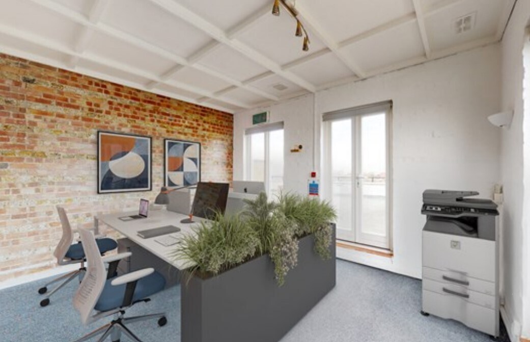 15 Lots Rd, Londres à louer Photo intérieure– Image 1 sur 4