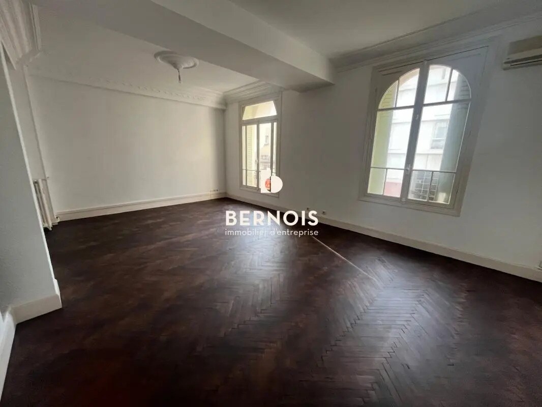 Bureau dans Toulon à louer Photo intérieure– Image 1 sur 7