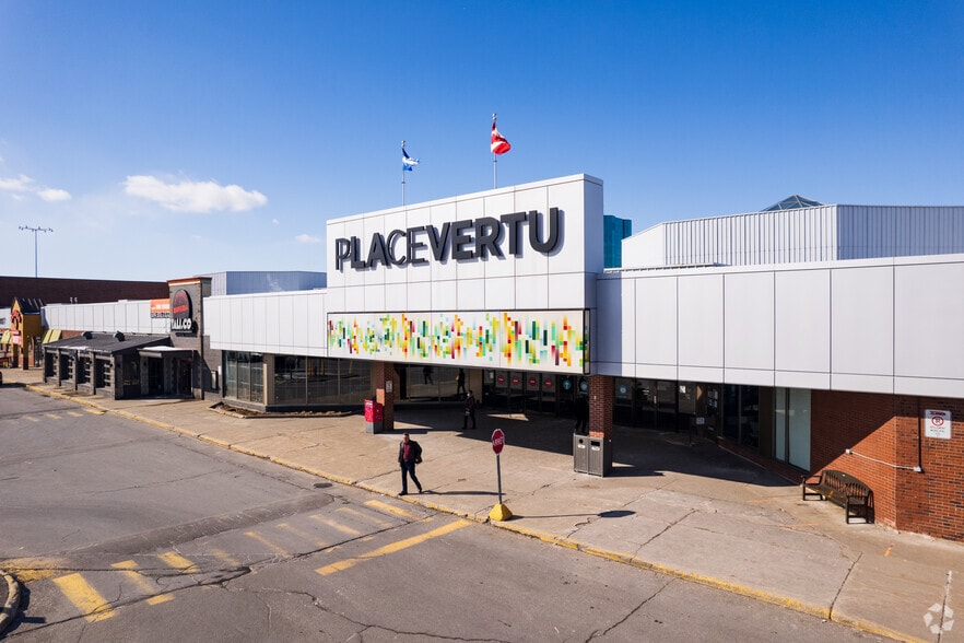 3131 Blvd de la Cote-Vertu, Saint-Laurent, QC à louer - Photo principale – Image 1 sur 1