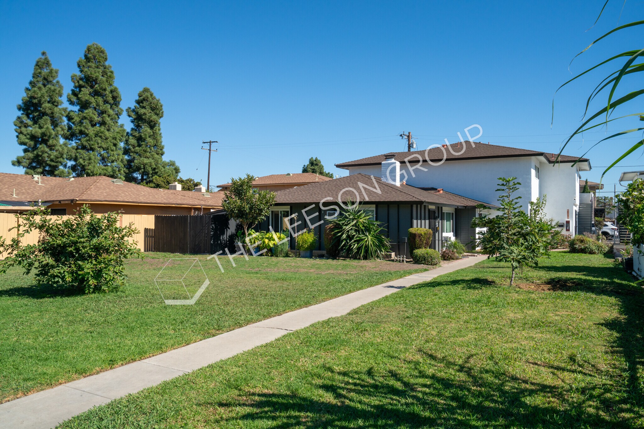 13262 Verde St, Garden Grove, CA à vendre Photo de l’immeuble– Image 1 sur 15