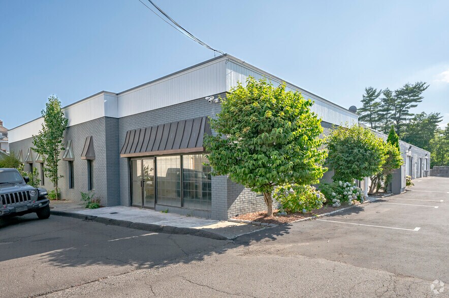 225 Main Ave, Norwalk, CT à louer - Photo de l’immeuble – Image 3 sur 7