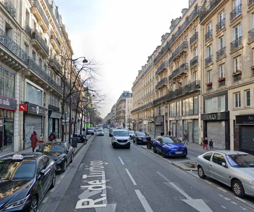 Local commercial dans Paris à louer Photo de l’immeuble– Image 1 sur 14