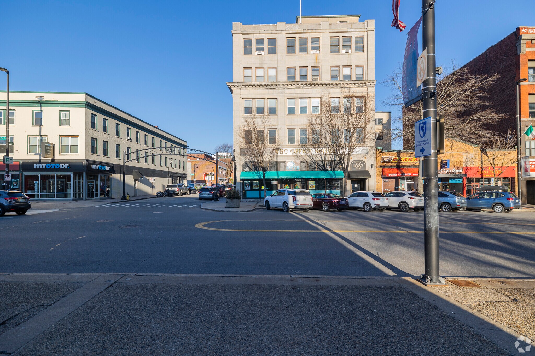 1087 Elm St, Manchester, NH à louer Photo de l’immeuble– Image 1 sur 16