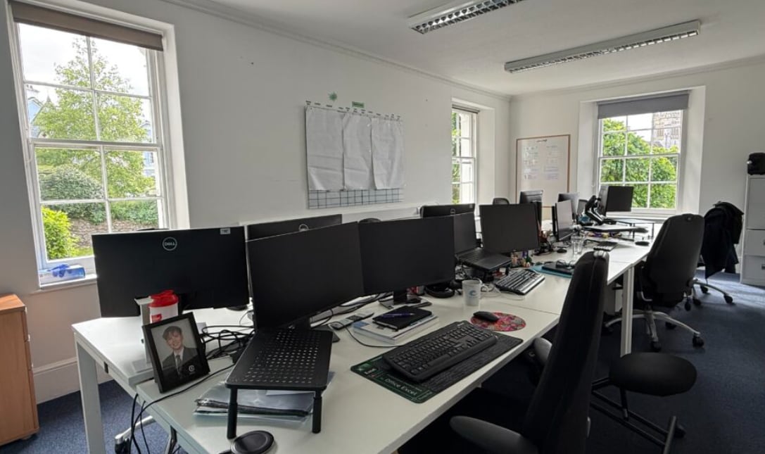 45 Devon Sq, Newton Abbot à louer Photo intérieure– Image 1 sur 2