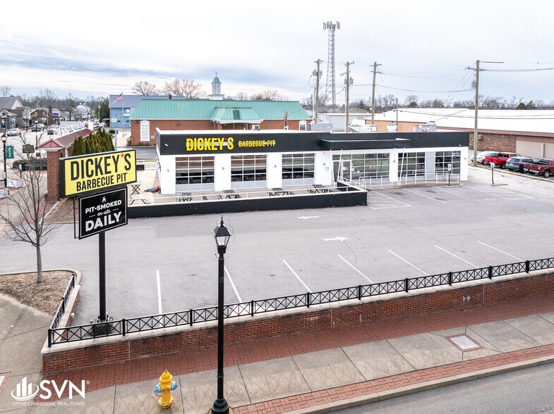 10318 Taylorsville Rd, Louisville, KY à louer - Photo principale – Image 1 sur 26