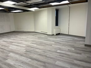 222 Somerset St W, Ottawa, ON à louer Photo intérieure– Image 1 sur 4