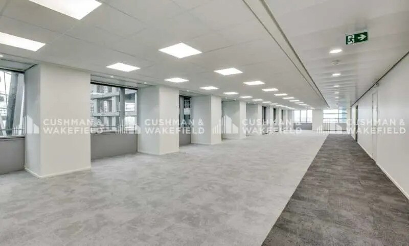 17 Place Des Reflets, Courbevoie à louer - Photo de l’immeuble – Image 2 sur 9