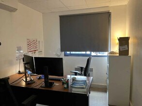 Local d’activités dans Chassieu à louer Photo intérieure– Image 1 sur 5