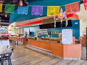 340 NW 5th St, Redmond, OR à louer Photo intérieure– Image 1 sur 12