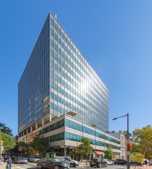 325 Chestnut St, Philadelphia, PA à louer - Photo de l’immeuble – Image 2 sur 9
