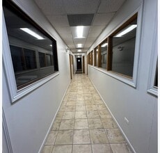 101 W 84th St, Chicago, IL à louer Photo intérieure– Image 2 sur 10