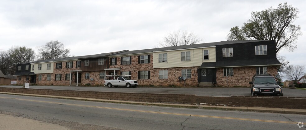 300 W Center Ave, Searcy, AR à vendre - Photo de l’immeuble – Image 3 sur 5