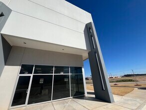 4617 Sw 25th Cir, Oklahoma City, OK à louer Photo intérieure– Image 1 sur 21