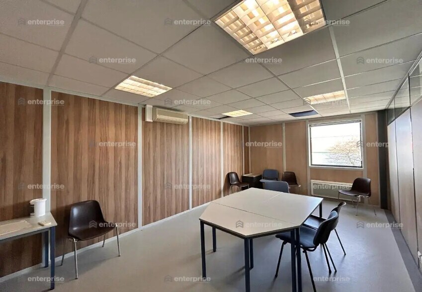 Bureau dans Amiens à louer - Photo intérieure – Image 3 sur 4