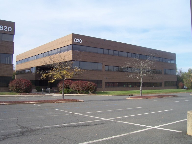 830 Bear Tavern Rd, Ewing, NJ à vendre - Photo principale – Image 1 sur 7