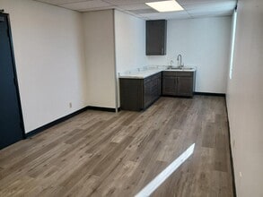 1703-1729 E 28th St, Signal Hill, CA à louer Photo intérieure– Image 2 sur 6