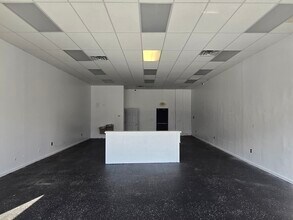 4296 Old Suwanee Rd, Buford, GA à louer Photo de l’immeuble– Image 2 sur 2