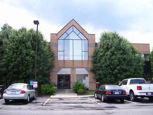 100 Allegheny Dr, Warrendale, PA à louer - Photo de l’immeuble – Image 3 sur 8