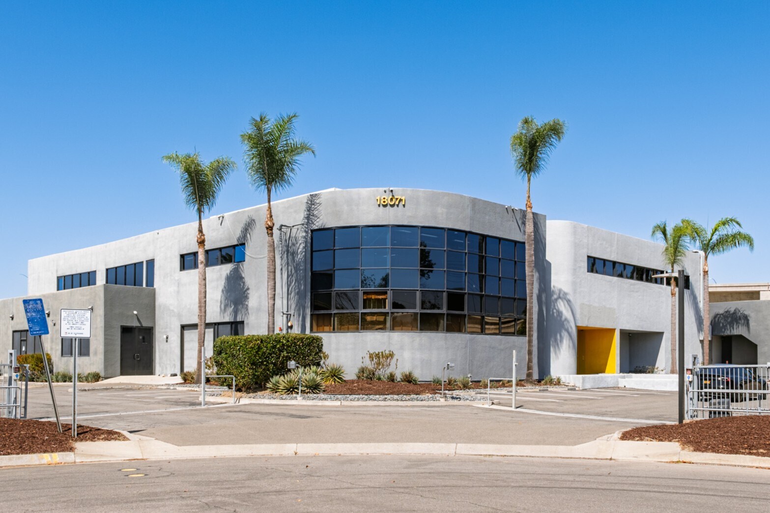 18071 Fitch, Irvine, CA à vendre Photo de l’immeuble– Image 1 sur 58