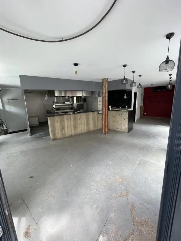 Local commercial dans Paris à louer Photo de l’immeuble– Image 1 sur 20